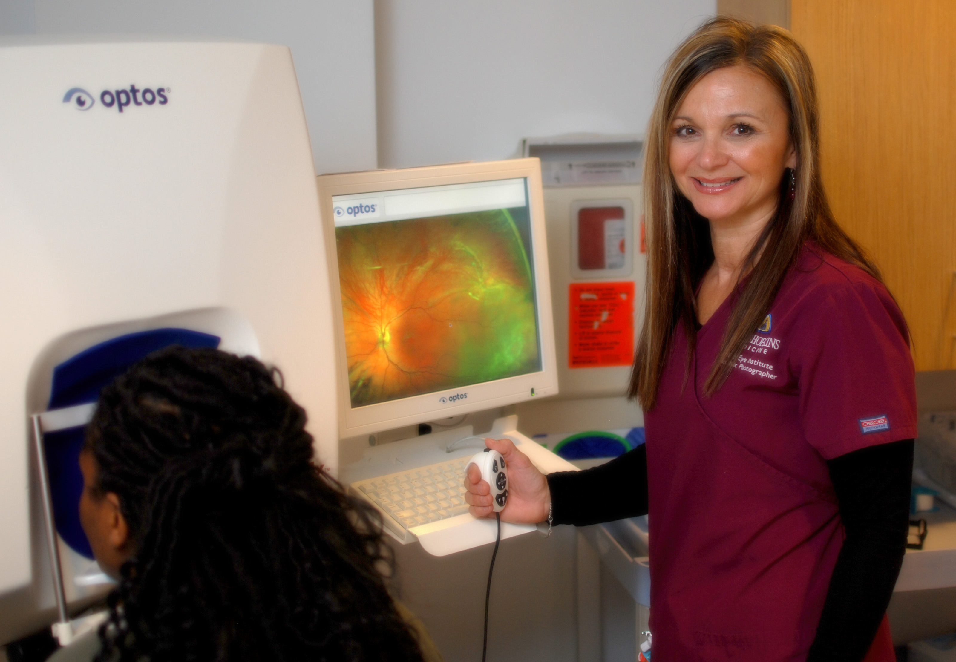 What Does It Take to Be an Ophthalmic Technician? | Johns Hopkins Medicine