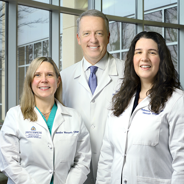 Vascular surgeon Rebecca Marmor partners with referring physicians to help patients address peripheral arterial disease, aortic aneurysms, carotid disease and dialysis access.