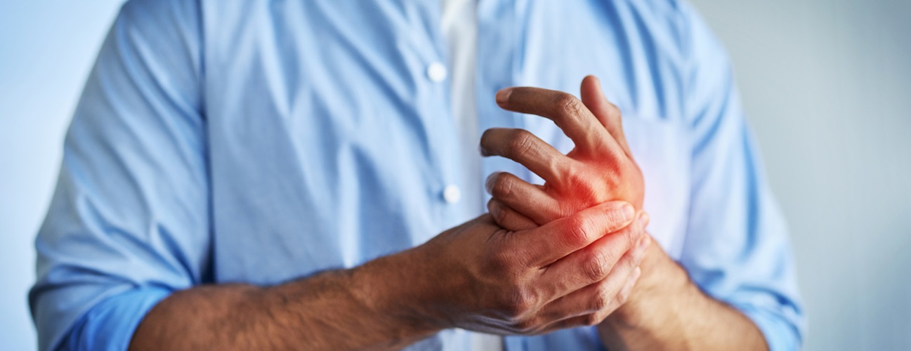 HAND PAIN AND NUMBNESS: DO YOU HAVE CARPAL TUNNEL SYNDROME?