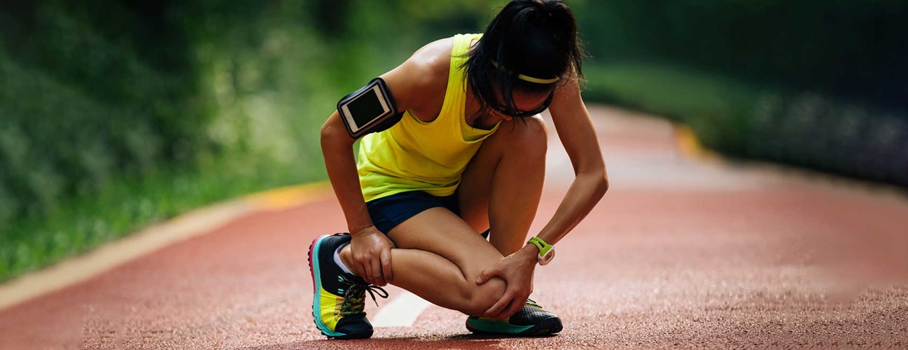 What is the Difference Between an ACL Sprain and Tear? - Athletico