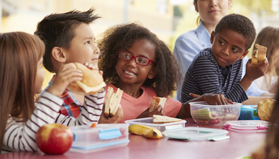 https://www.hopkinsmedicine.org/-/media/images/health/3_-wellness/babies-and-toddlers-health/back-to-school-nutrition-teaser.jpg