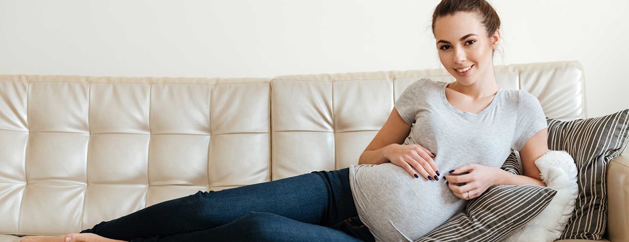 First-trimester pregnancy symptoms: What to expect - Flo