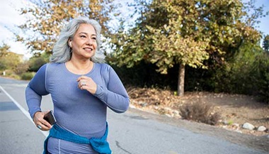 10 Tips to Help You Stay Healthy If You're an Older Woman - McLeod Health